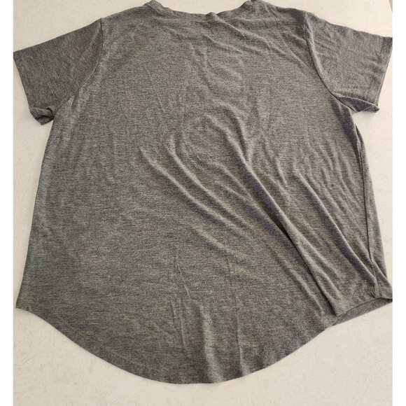 Mickey Mouse T-Shirt Disney‎ World Rainbow Gray Graphic Print Juniors 3XL EUC - Picture 3 of 6